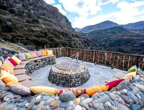 Ճանաչիր Հայաստանը նորովի