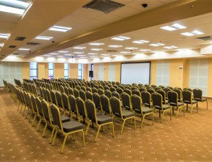 Mantashev ballroom (Elite Plaza business center)