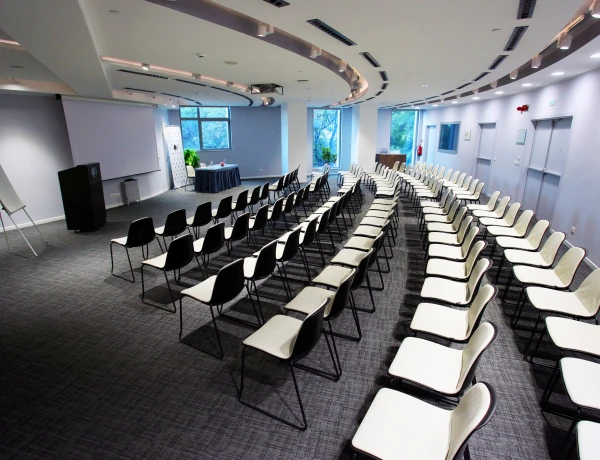 Sala Parigi (Hotel DoubleTree by Hilton Yerevan City Centre)