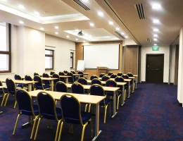 Սրահ Նուռ 2 (Ռամադա Հոթել ընդ Սուիտս բայ Ուինդհամ Երևան հյուրանոց)