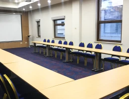 Սրահ Նուռ 1 (Ռամադա Հոթել ընդ Սուիտս բայ Ուինդհամ Երևան հյուրանոց)