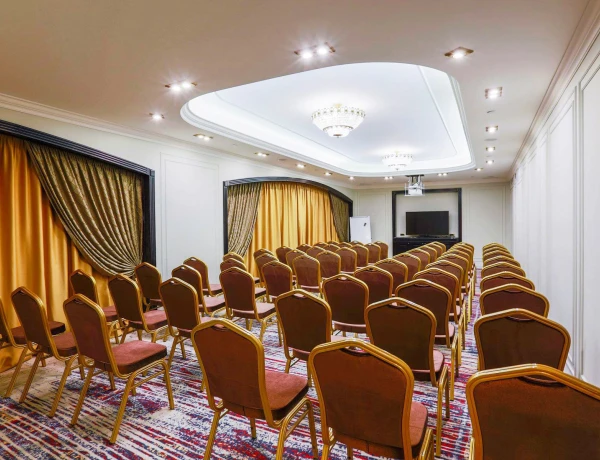 Sala conferenza (Golden Palace Hotel Yerevan)
