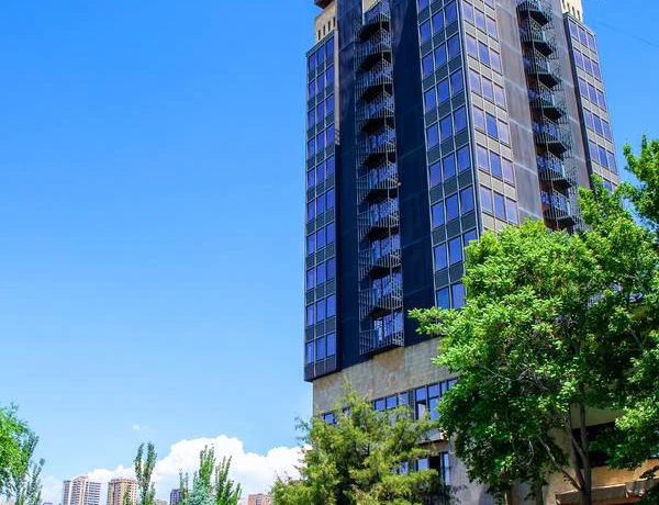 Eghishe Charents hall (President hotel)