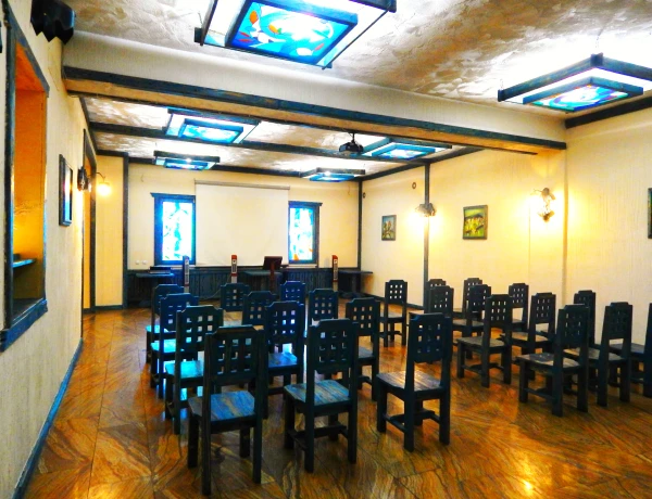 Noy hall (Ararat hotel)