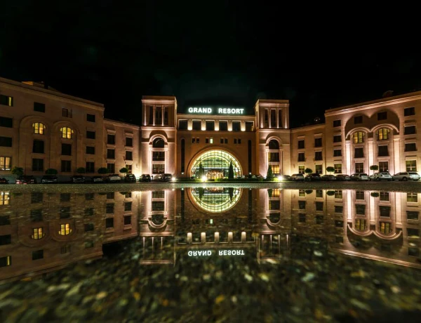 Kombinierte-Halle (Grand Resort Dschermuk)