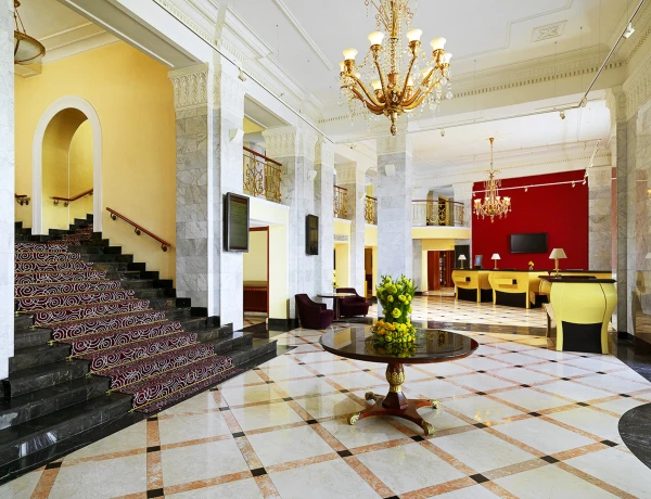 Ashot Yerkat hall (Armenia Marriott hotel)