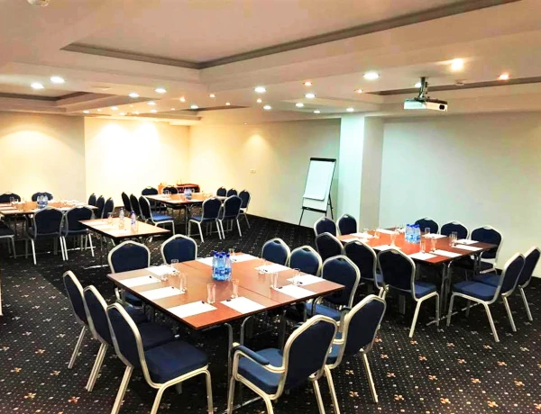 Conference hall (Imperium Plaza business center)