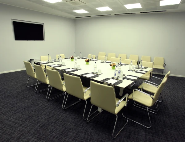 Salle Tokyo (Hôtel DoubleTree by Hilton Erevan City Centre)