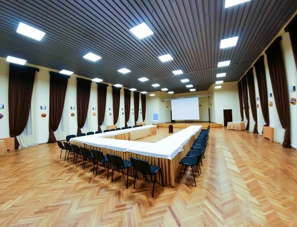 Big conference hall (Park Resort Aghveran hotel)