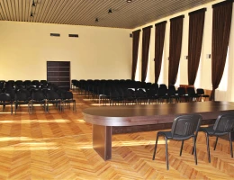 Մեծ կոնֆերանս սրահ (Պարկ Ռեզորթ Աղվերան հյուրանոց)