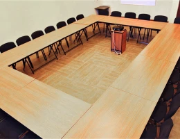 Փոքր կոնֆերանս սրահ 1 (Պարկ Ռեզորթ Աղվերան հյուրանոց)