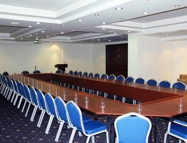 Conference hall (Imperium Plaza business center)