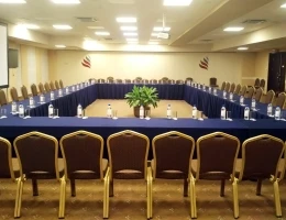 Շքասրահ Մանթաշով (Էլիտ Պլազա բիզնես համալիր)