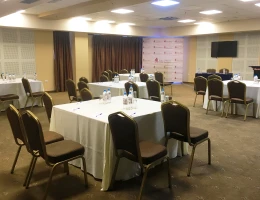 Շքասրահ Մանթաշով (Էլիտ Պլազա բիզնես համալիր)