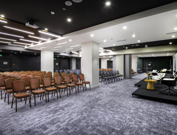 Artashat combined hall (Holiday Inn Yerevan – Republic Square hotel)